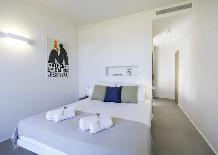 Helios N Astra Naxos * Vivlos